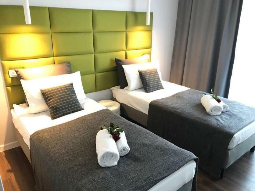 Premium Apartment - Chopin Airport Warsawa Bagian luar foto